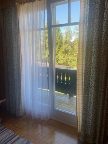 Ferienwohnung Christine Am Weissenbach Strobl Bagian luar foto
